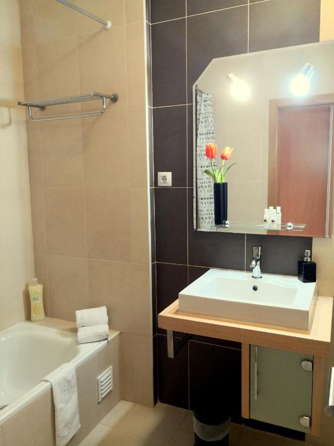 Orange Flat - Pool-Wifi - Portimao Apartment Bagian luar foto