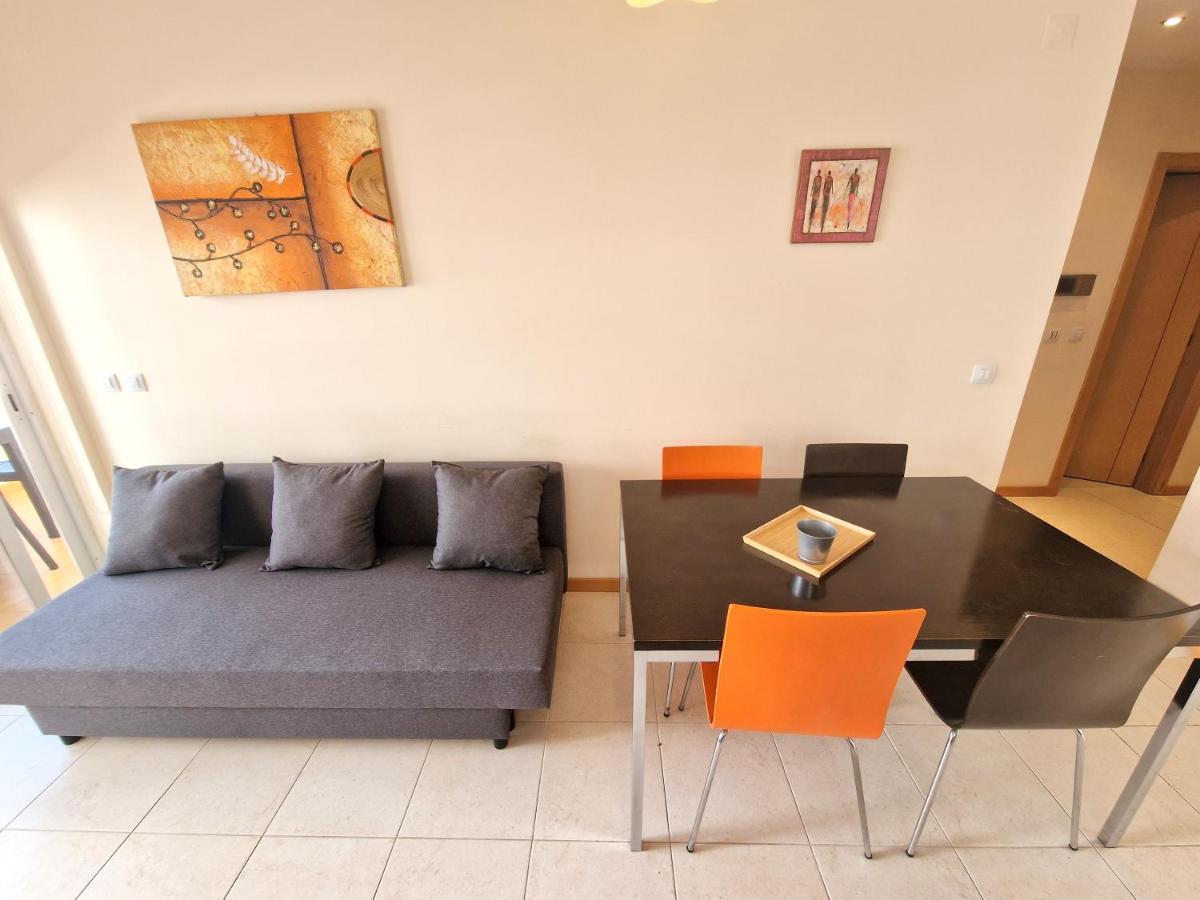 Orange Flat - Pool-Wifi - Portimao Apartment Bagian luar foto